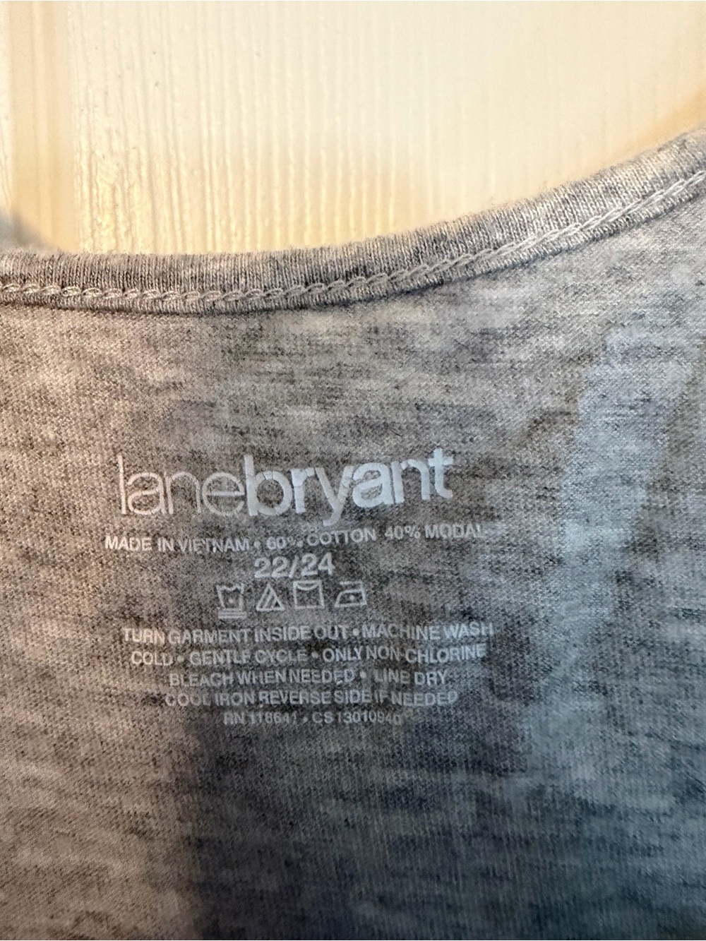 Lane Bryant Gray Tank Top with Multicolor Sequin Floral Detail - Picture 2 of 2